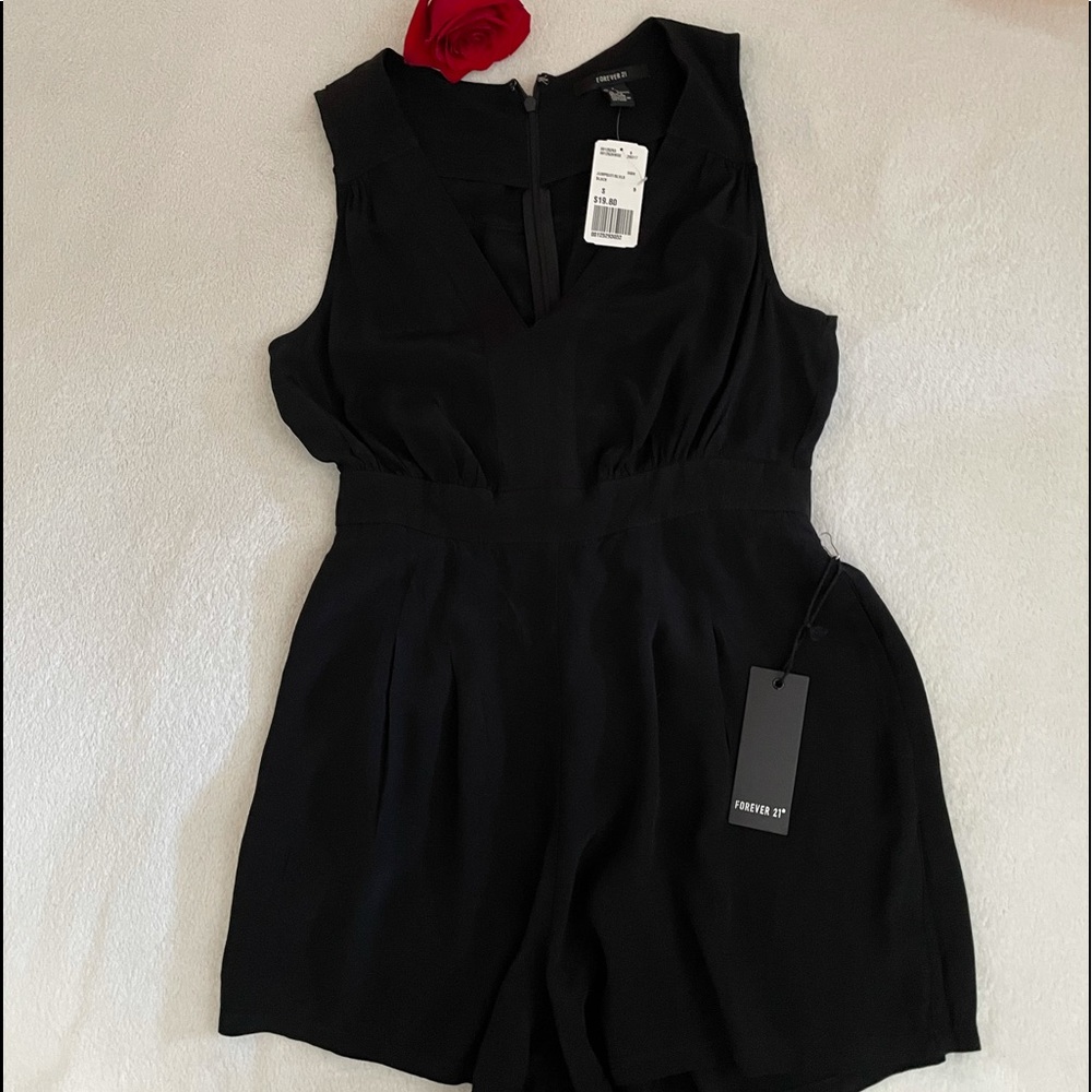 NWT Forevet 21 Romper